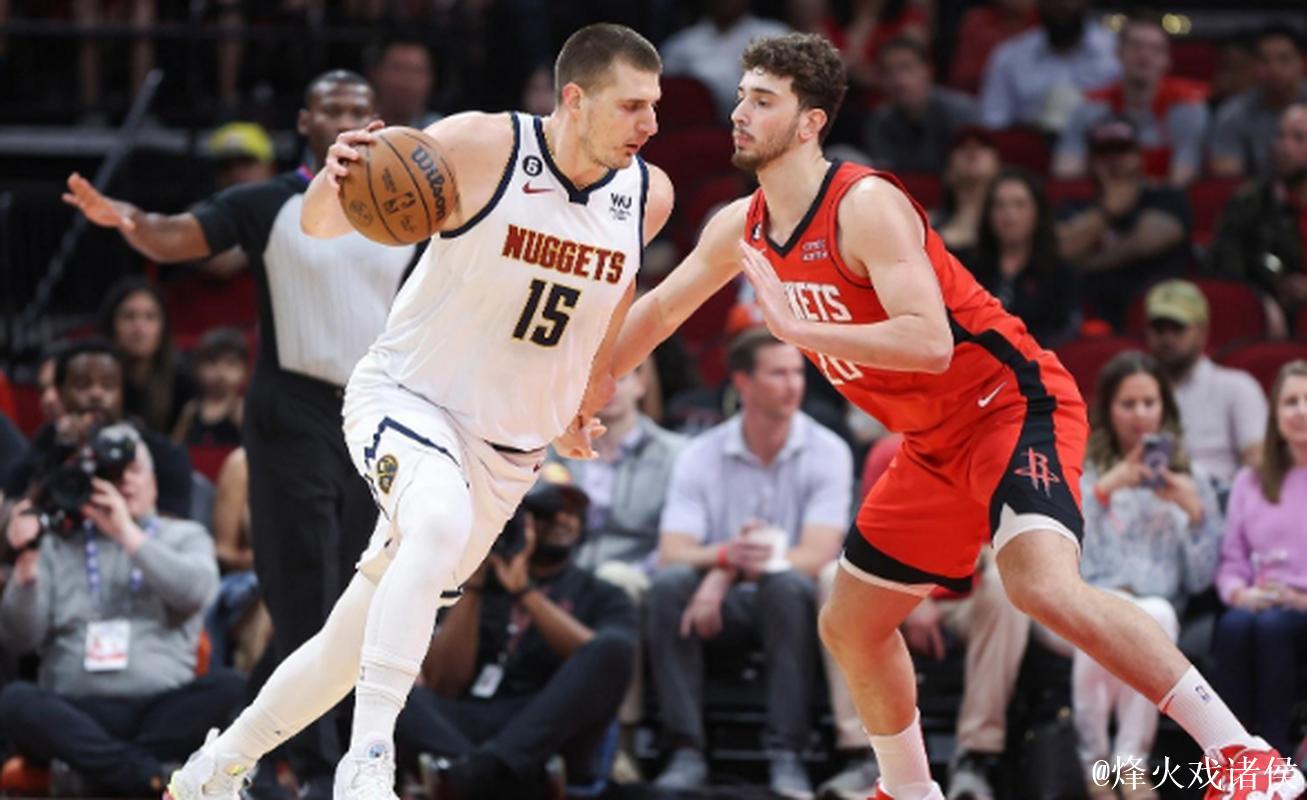 约基奇背打连续上对抗,申京冲动上手犯规被打2+1 约基奇背打连续上对抗,申京冲动上手犯规被打2+1