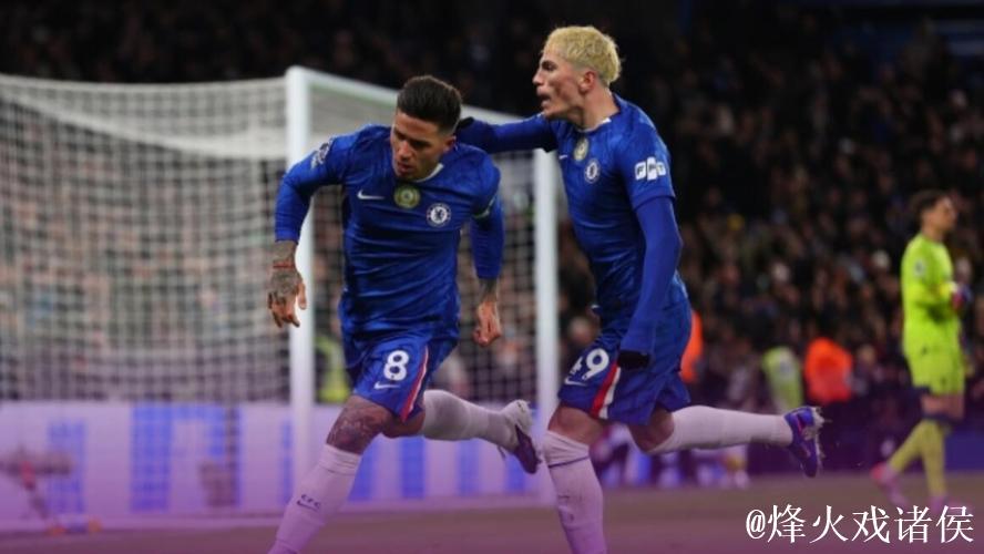 英超-帕尔默贡献进球恩佐精彩射门 切尔西2-2战平伯恩茅斯